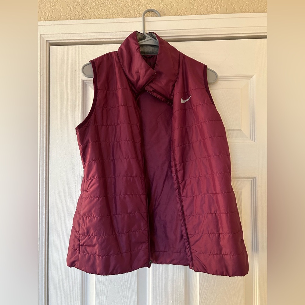 NIKE GOLF VEST